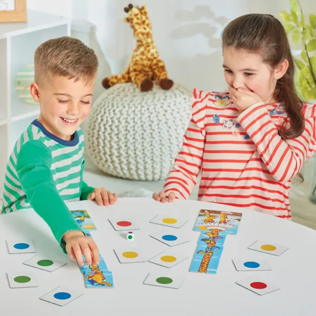 Orchard Toys Giraffes In Scarves Game