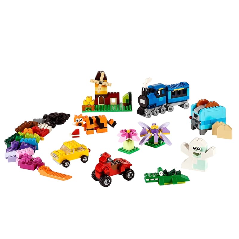 LEGO Classic Medium Creative Brick Box 10696