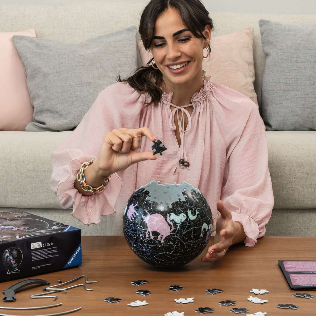 Ravensburger Star Globe GITD 180 Piece 3D Jigsaw Puzzle