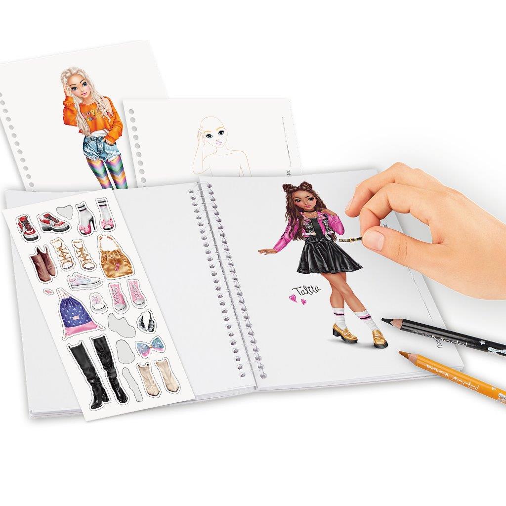 TOPModel Pocket Colouring Book