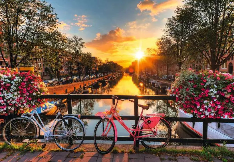 Ravensburger Sunset in Amsterdam 200 Piece Puzzle