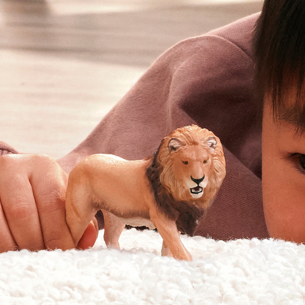 Schleich African Lion Toy Figure