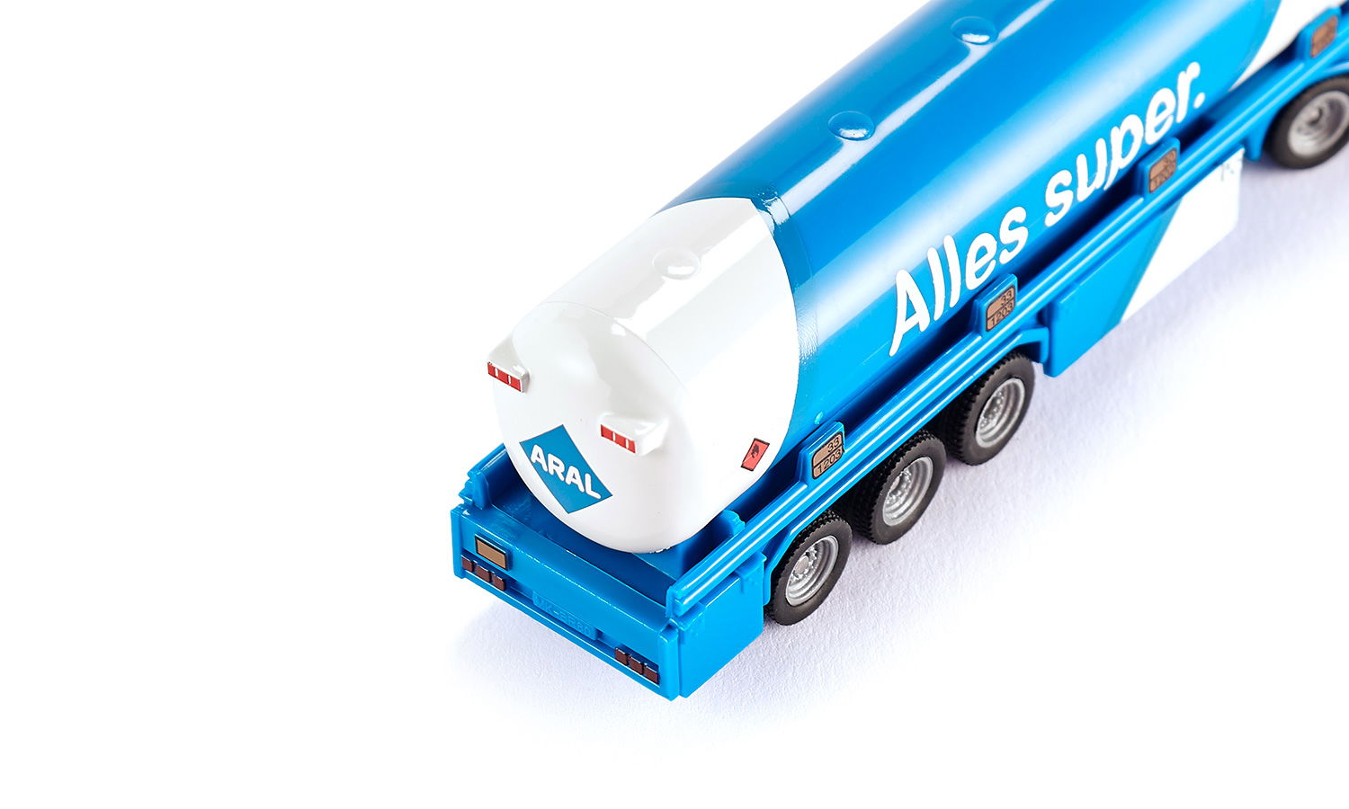 1:87 Aral Tanker With Trailer