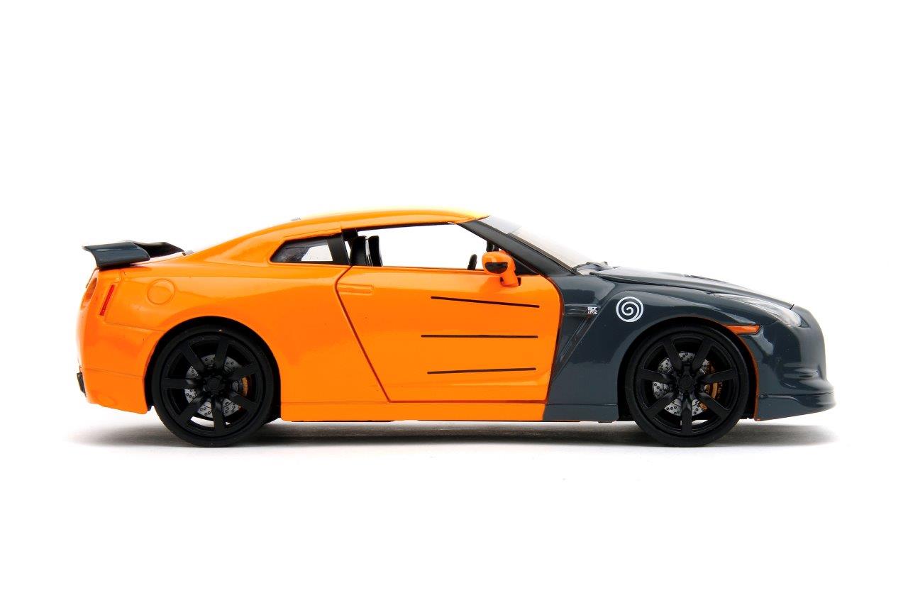Naruto Shippenden 2009 Nissan GTR 1:24 Scale Die Cast Vehicle with Naruto Figure