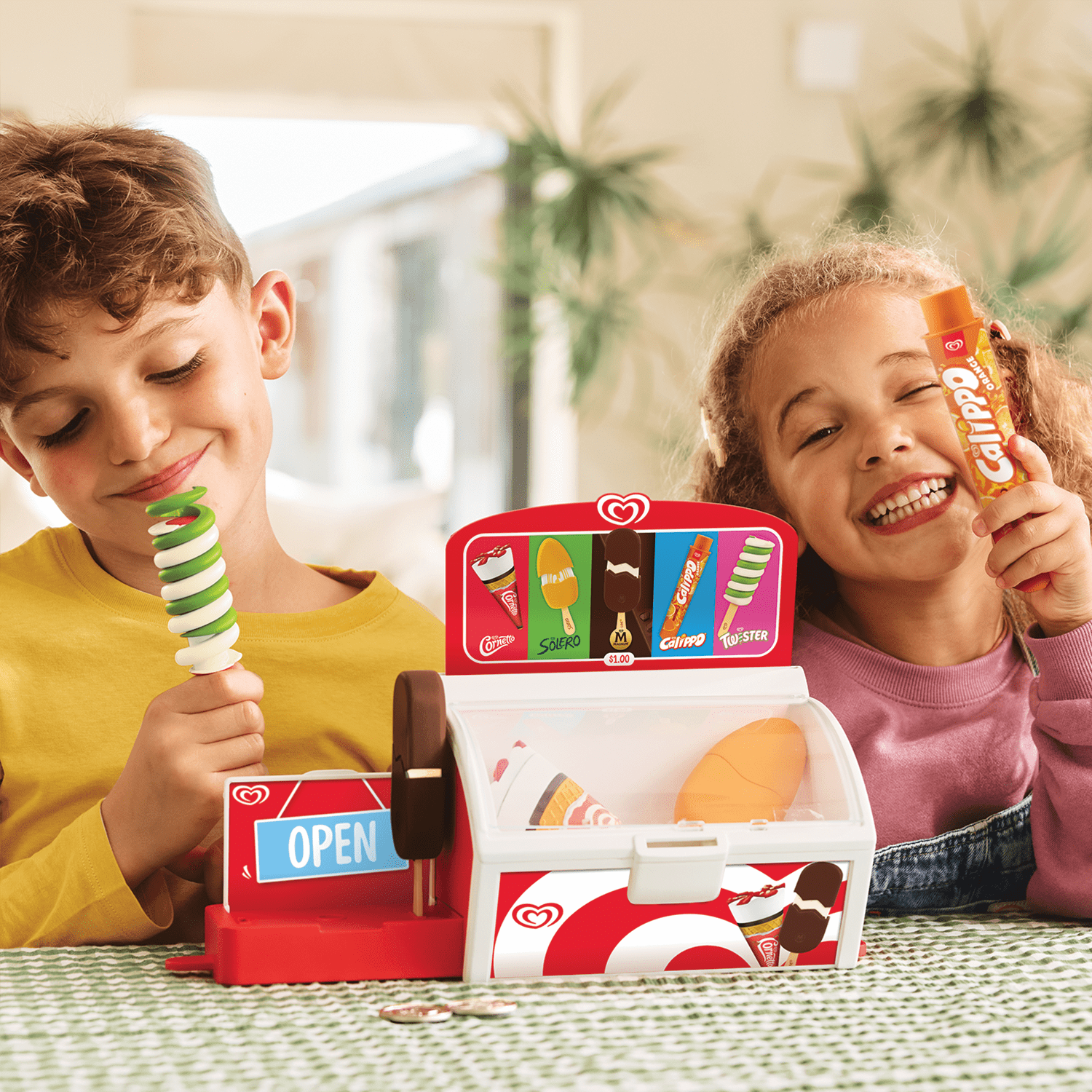 Casdon Toy Play Ice Cream Freezer Role Play Set