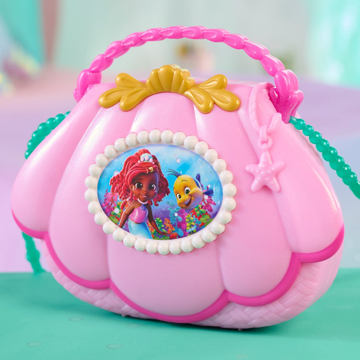 Ariel Mer-Mazing Bag Set