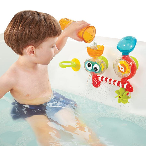 Yookidoo Spin 'N' Sprinkle Water Lab-Transparent Bath Toy