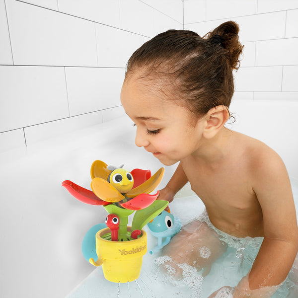Yookidoo Peek-a-Bee Tub Flower Bath Toy