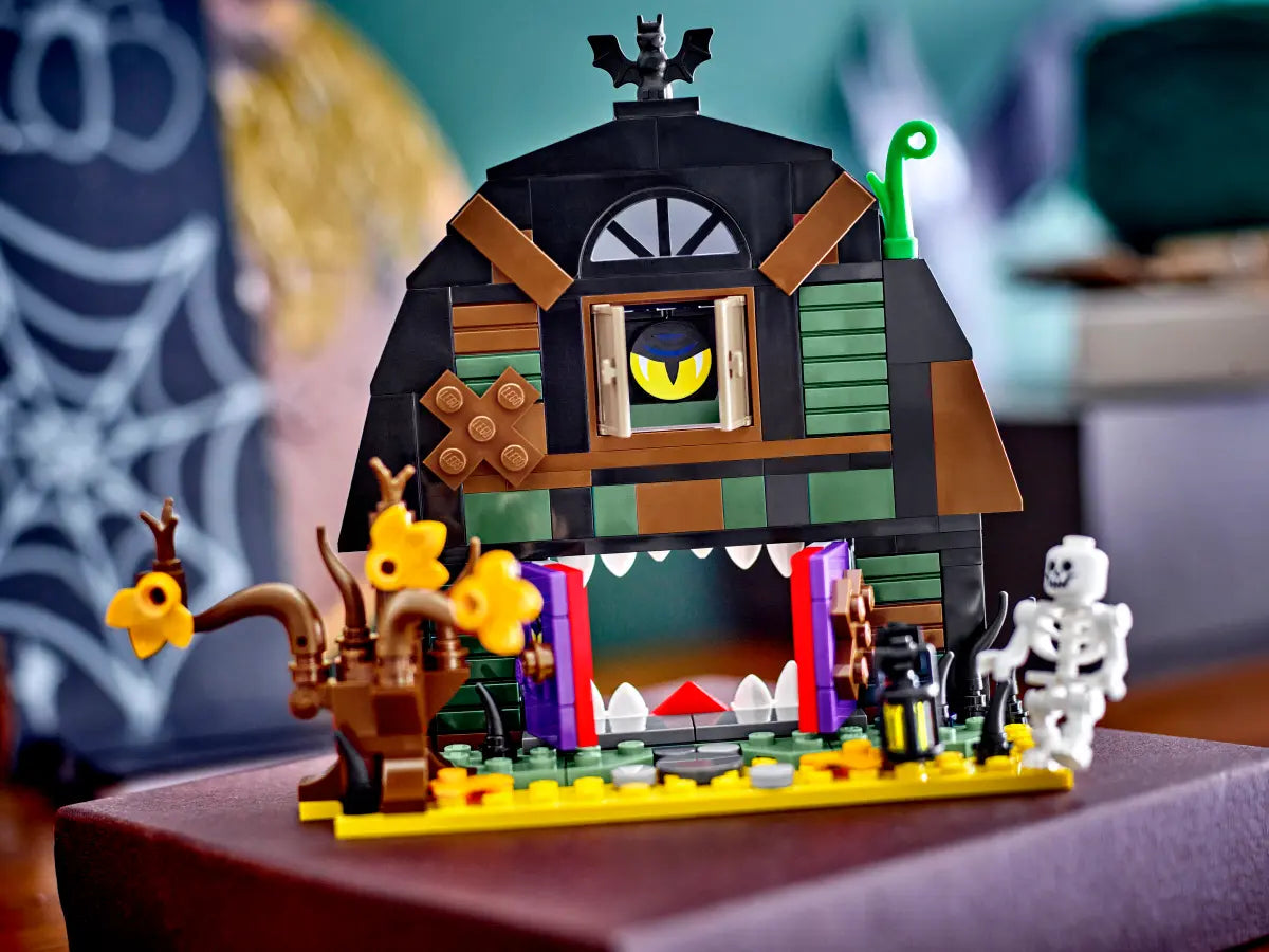 LEGO Icons Halloween Barn 40721