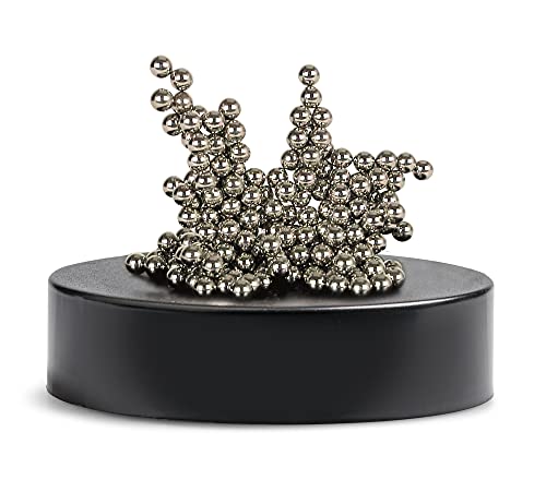 Qreo Magnetic Sculpture Desk Toy