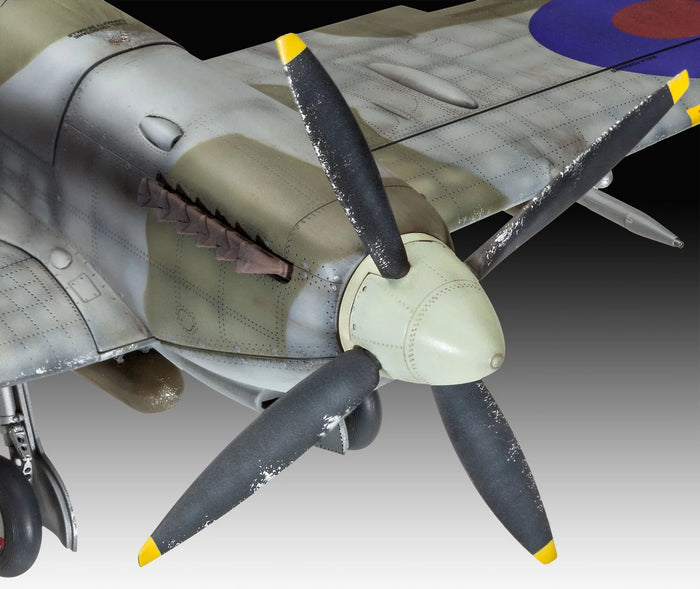 Revell Model Set Supermarine Spitfire Mk.IXc Plastic Model Kit