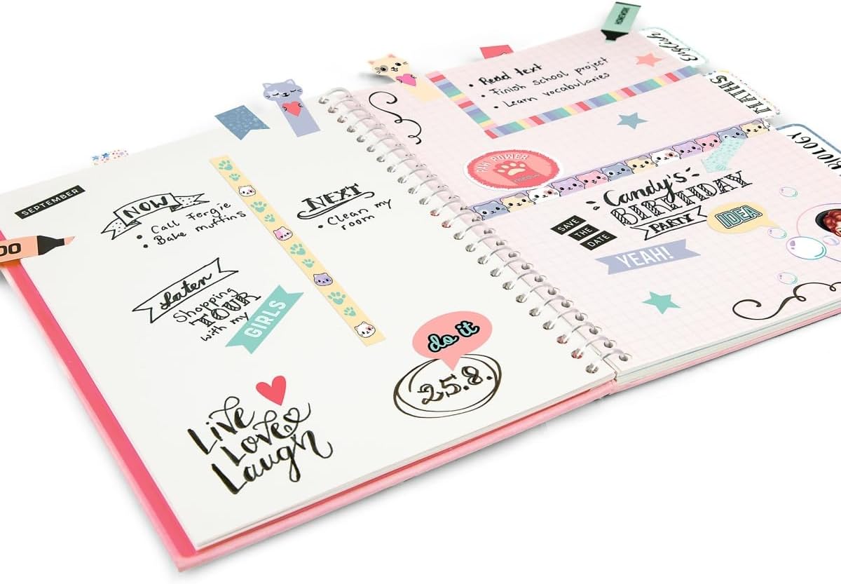 TOPModel DIY Paper Fun Book