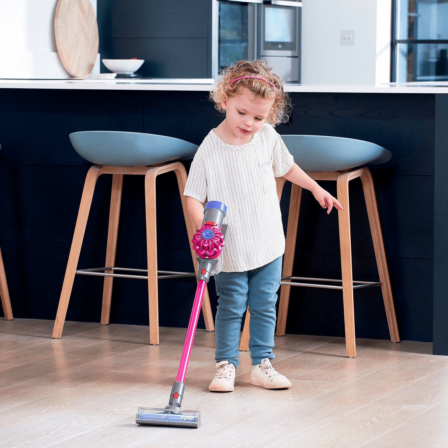 Casdon Dyson Cordless Vacuum Cleaner Toy Pink
