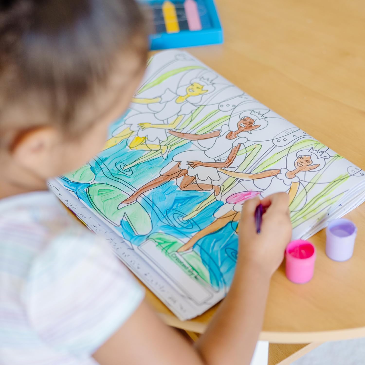 Melissa & Doug Jumbo Colouring Pad pink