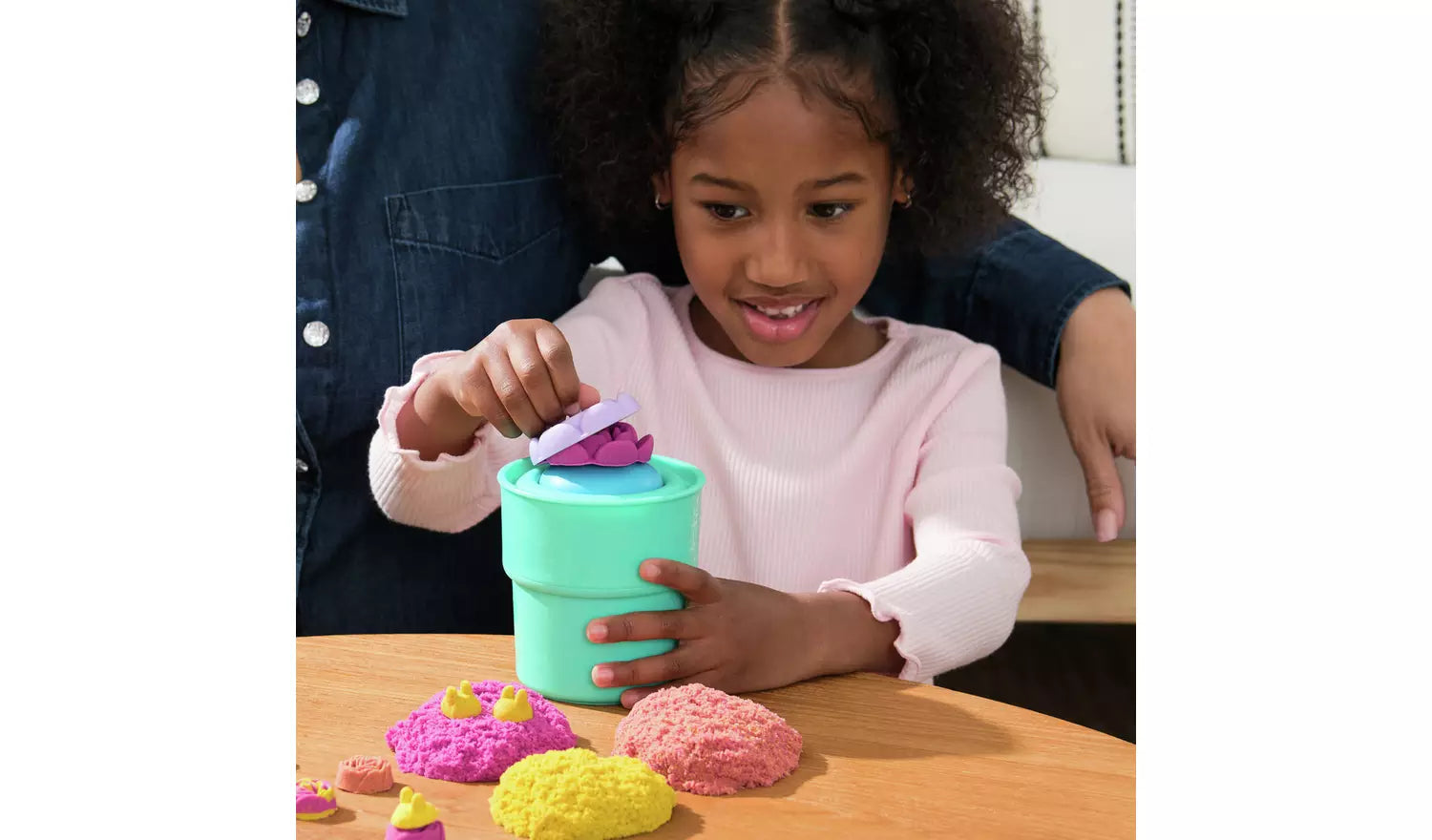 Kinetic Sand Squishblossom