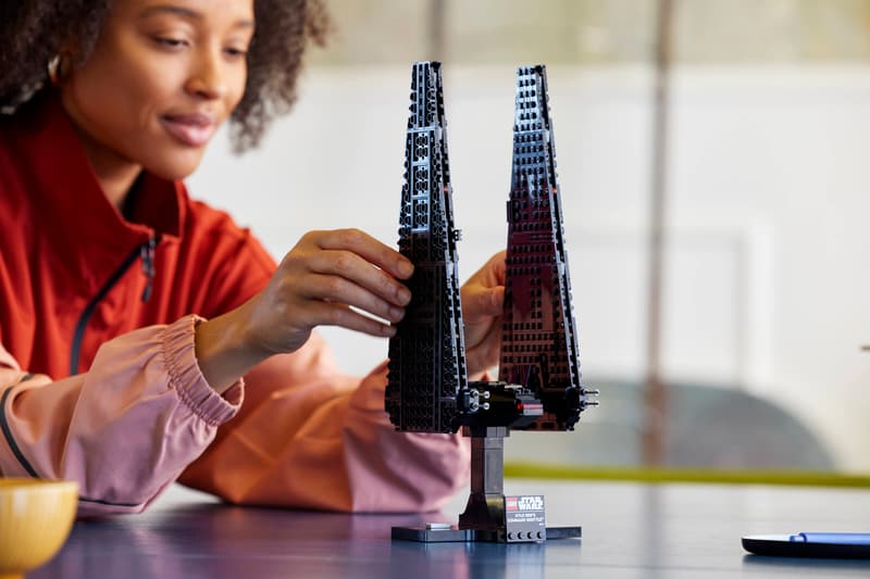 LEGO Star Wars Kylo Ren’s Command Shuttle Set 75406