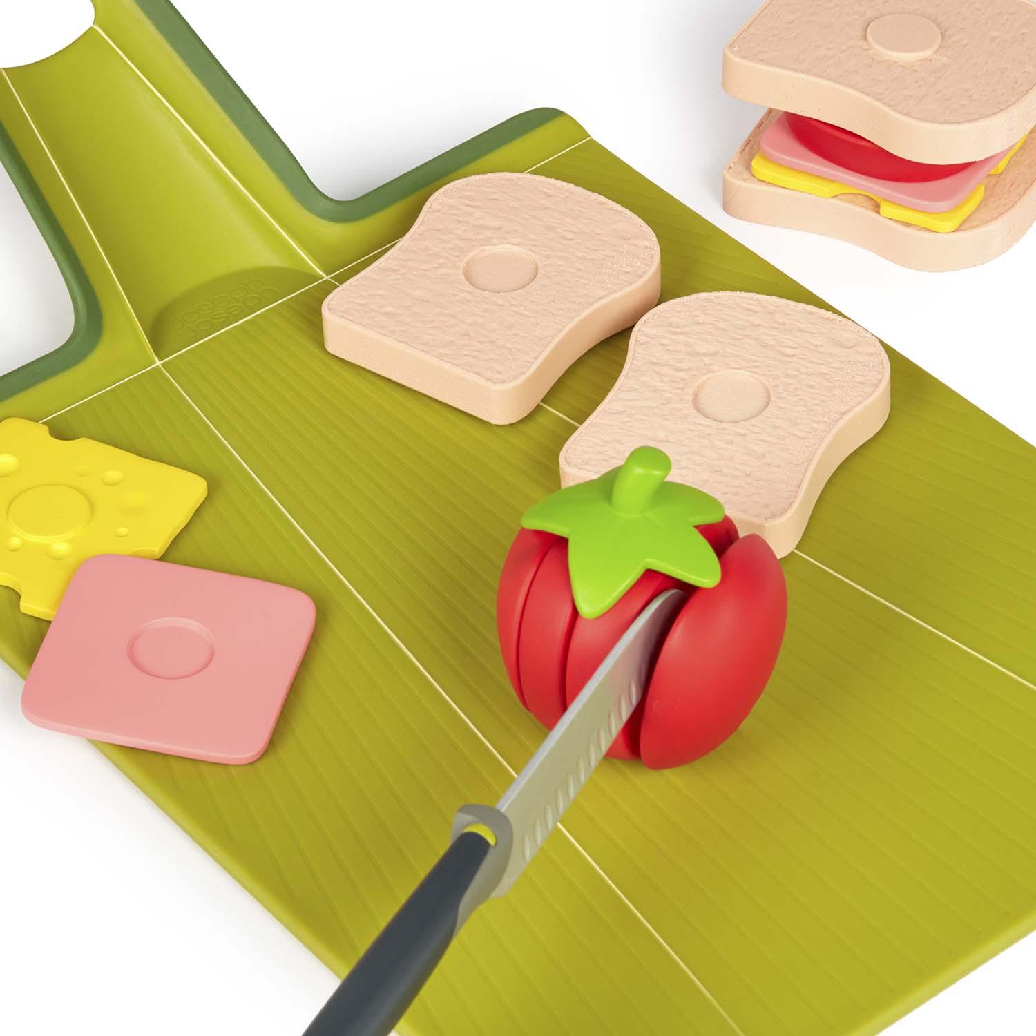 Casdon Joseph Joseph Go Eat Play Food Set