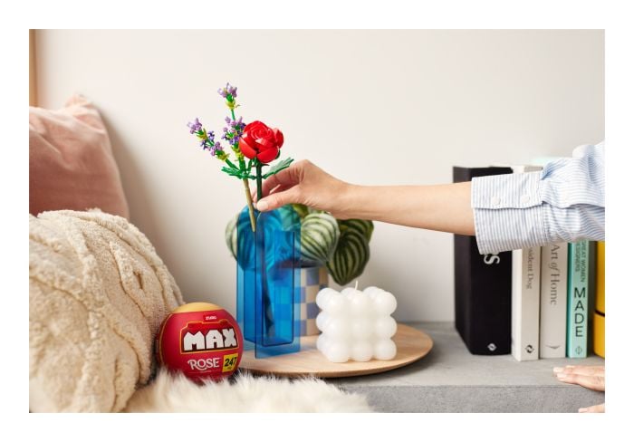 Max Max Premium Rose Collection