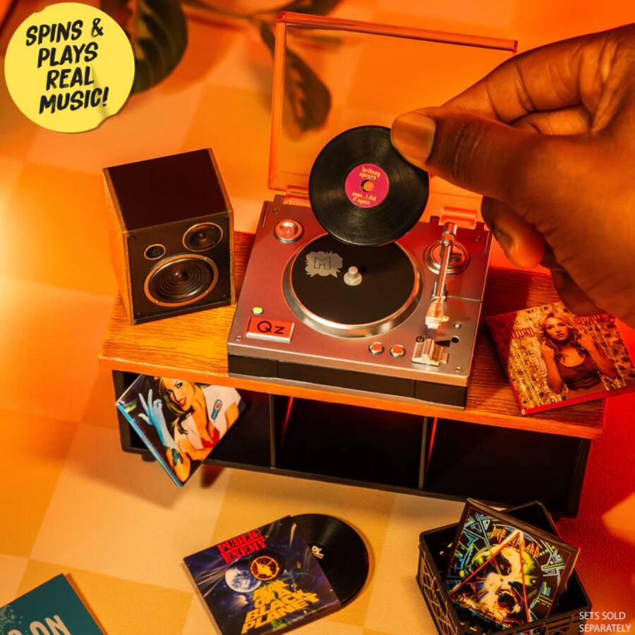 MGA's Miniverse Real Music Vinyls Mini Collectible Kit