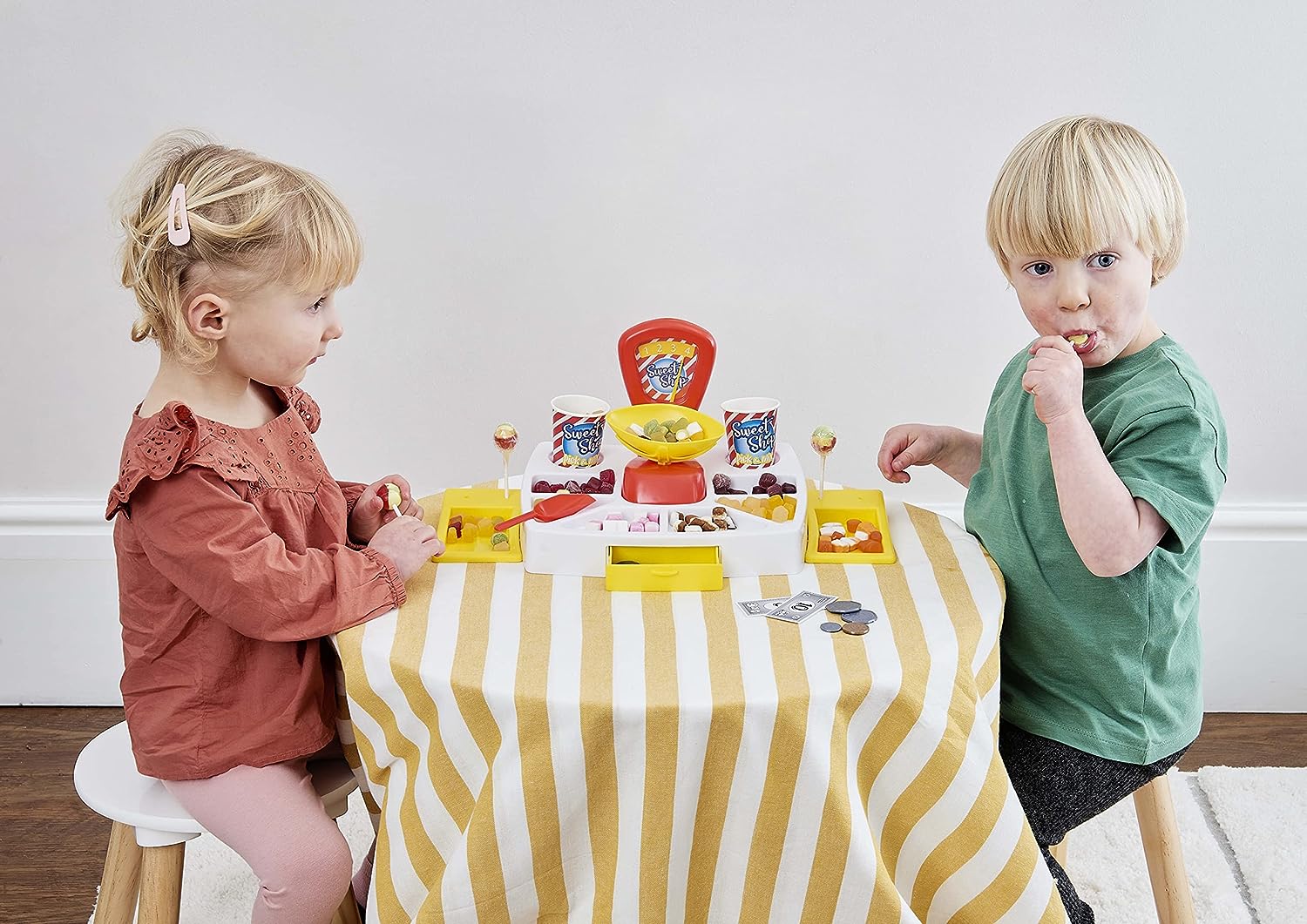 Casdon Pick n Mix Sweet Shop Kids Role Play Toy Set