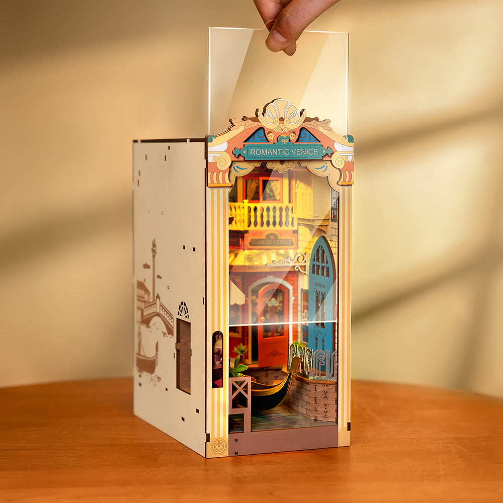 Rolife Romantic Venice DIY Book Nook Kit
