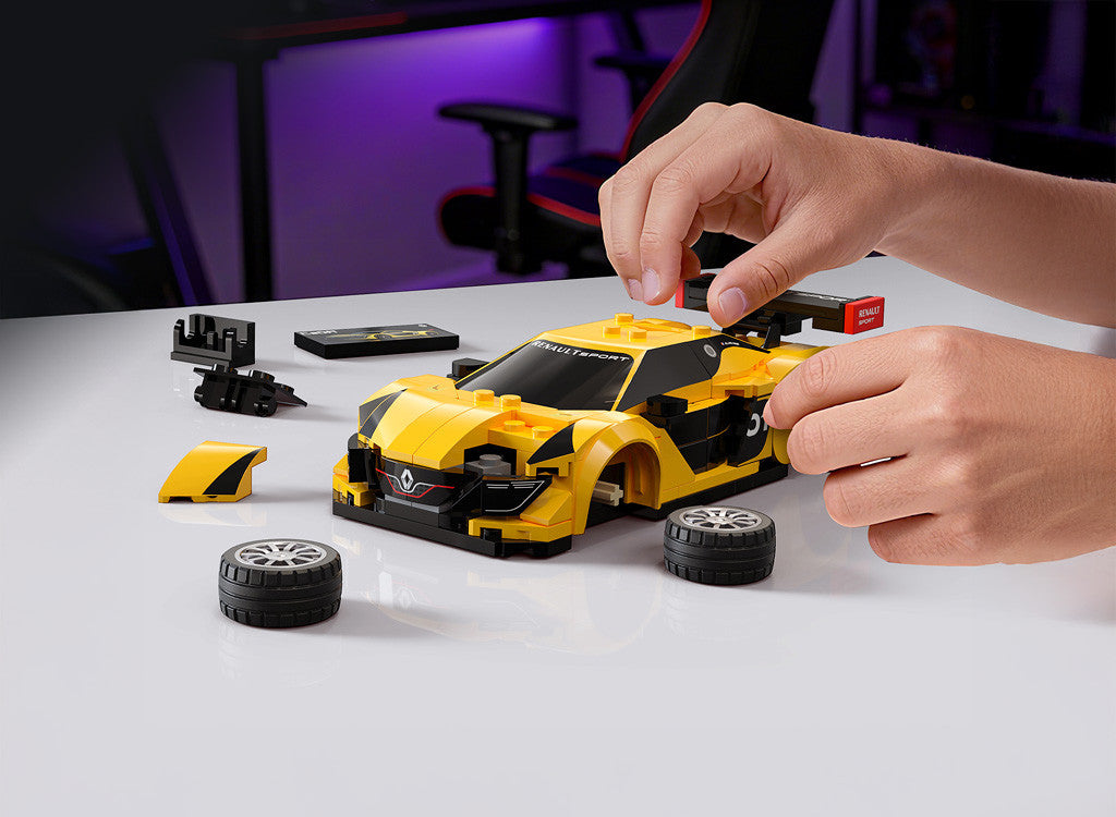 CaDA 1:24 Renault Sport RS.01 Brick Kit 271 pcs