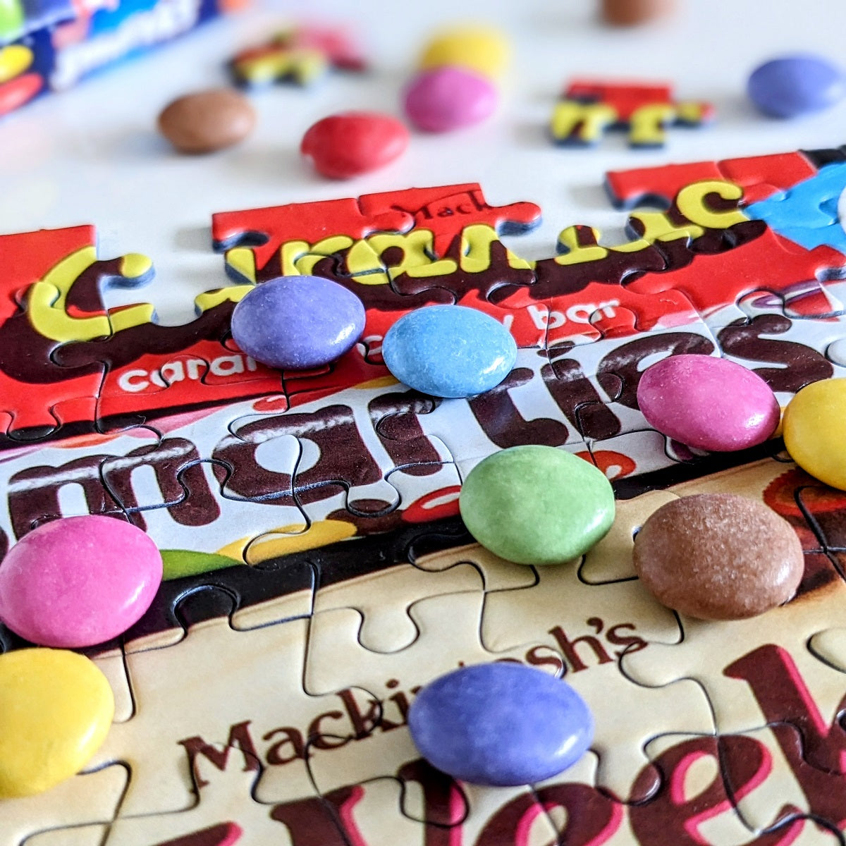 Gibsons 1980s Sweet Memories 1000 piece Jigsaw Puzzle