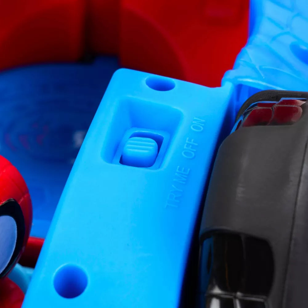 Spidey & Friends Flip & Reveal Cruiser