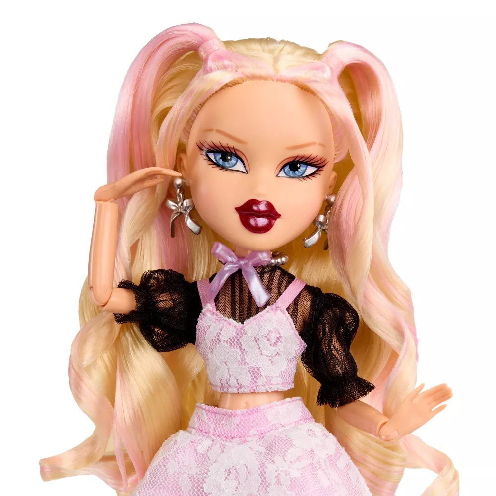 Bratz Stylin' Birthdayz Cloe Fashion Doll