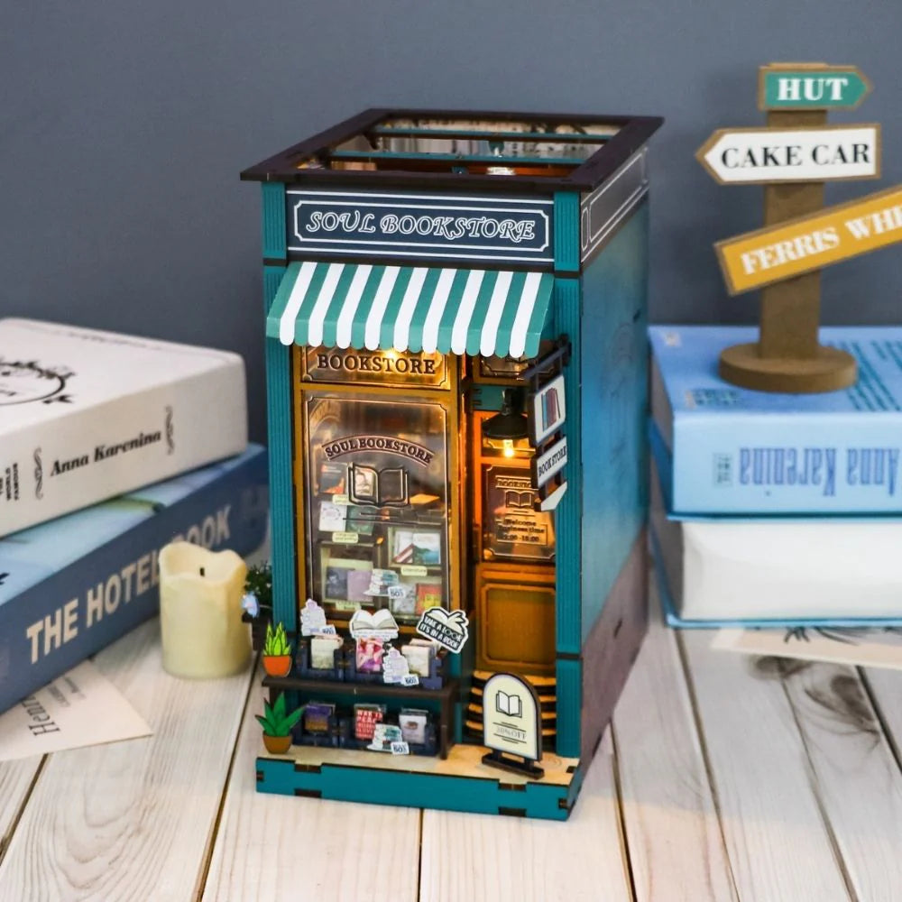 Soul Bookstore (DIY Book Nook Kit)