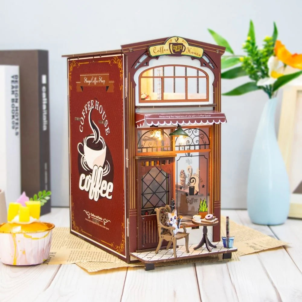Coffee Shop (DIY Book Nook Kit)