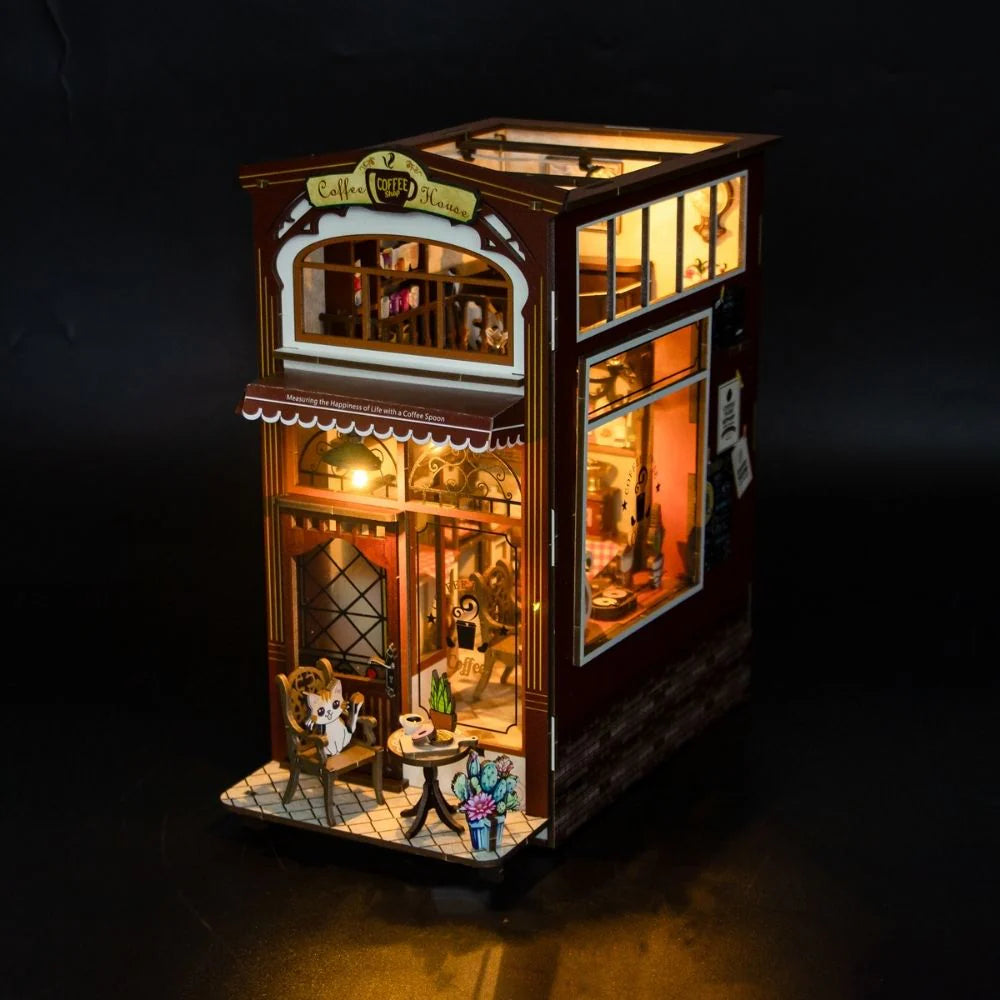 Coffee Shop (DIY Book Nook Kit)