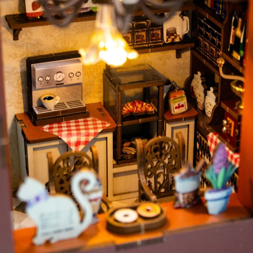Coffee Shop (DIY Book Nook Kit)