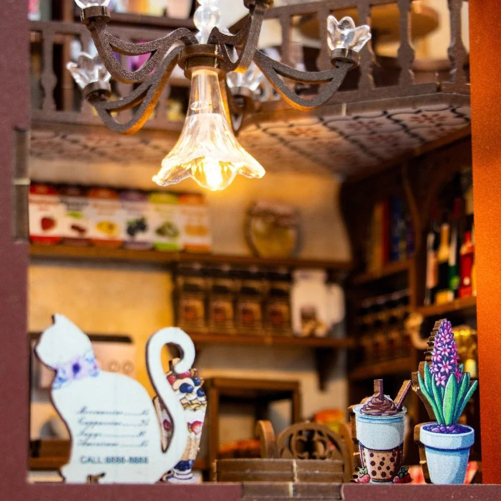 Coffee Shop (DIY Book Nook Kit)