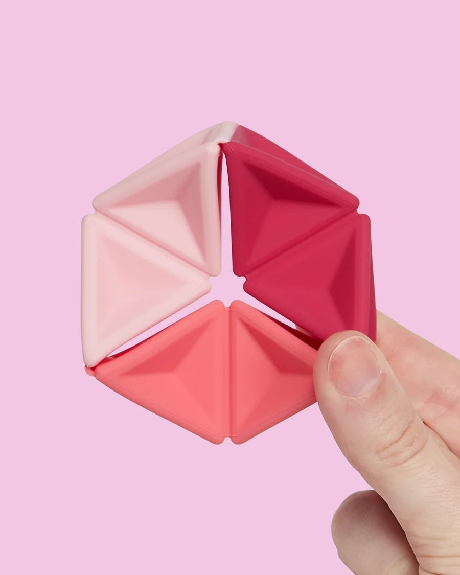 Speks Pivot Magnetic Fidget Toy Magenta