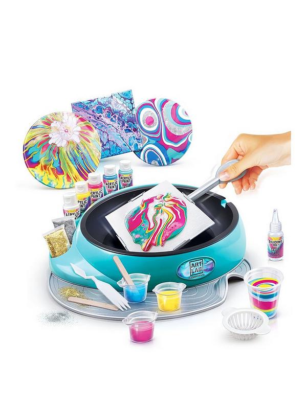 Art Lab Pouring Art Studio