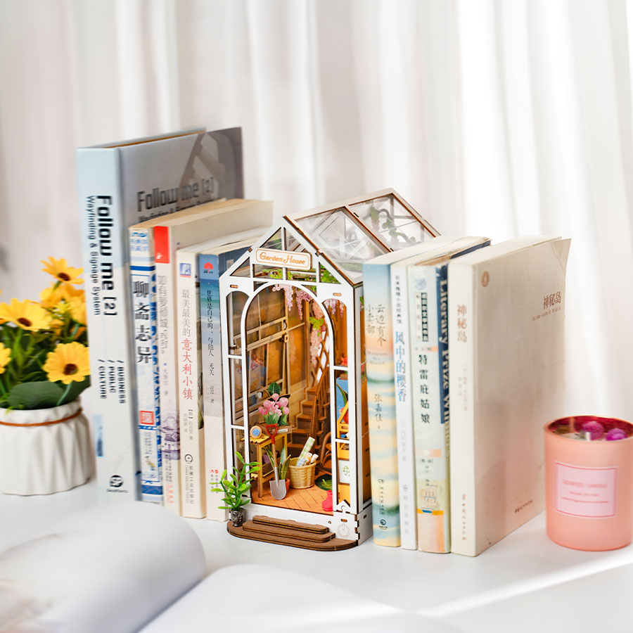 Garden House DIY book nook kit
