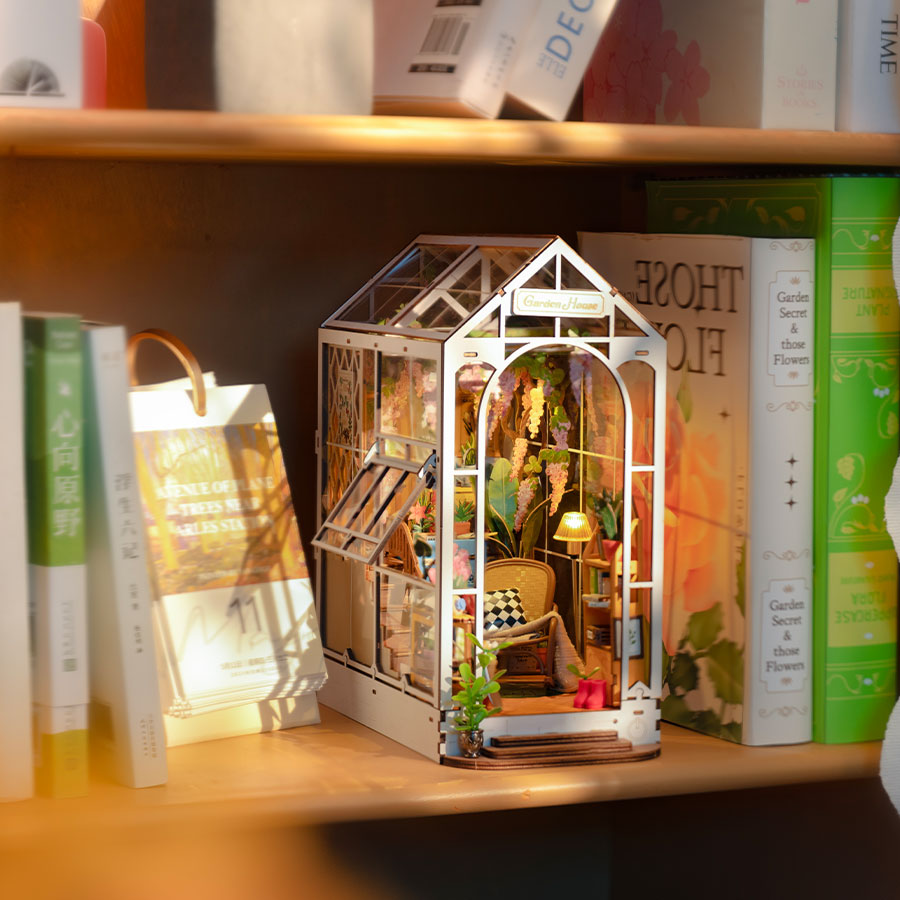 Garden House DIY book nook kit