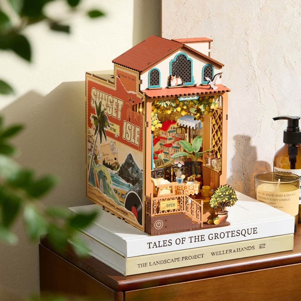 Rolife Sunset Isle DIY Book Nook Kit