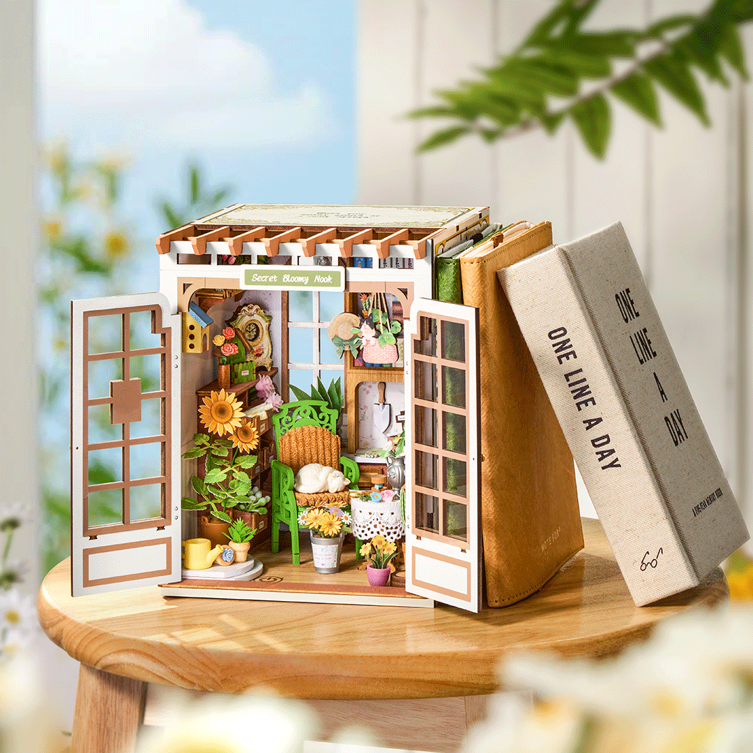 Rolife Secret Bloomy Nook DIY Book Nook Kit
