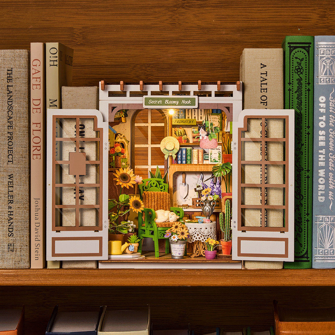 Rolife Secret Bloomy Nook DIY Book Nook Kit