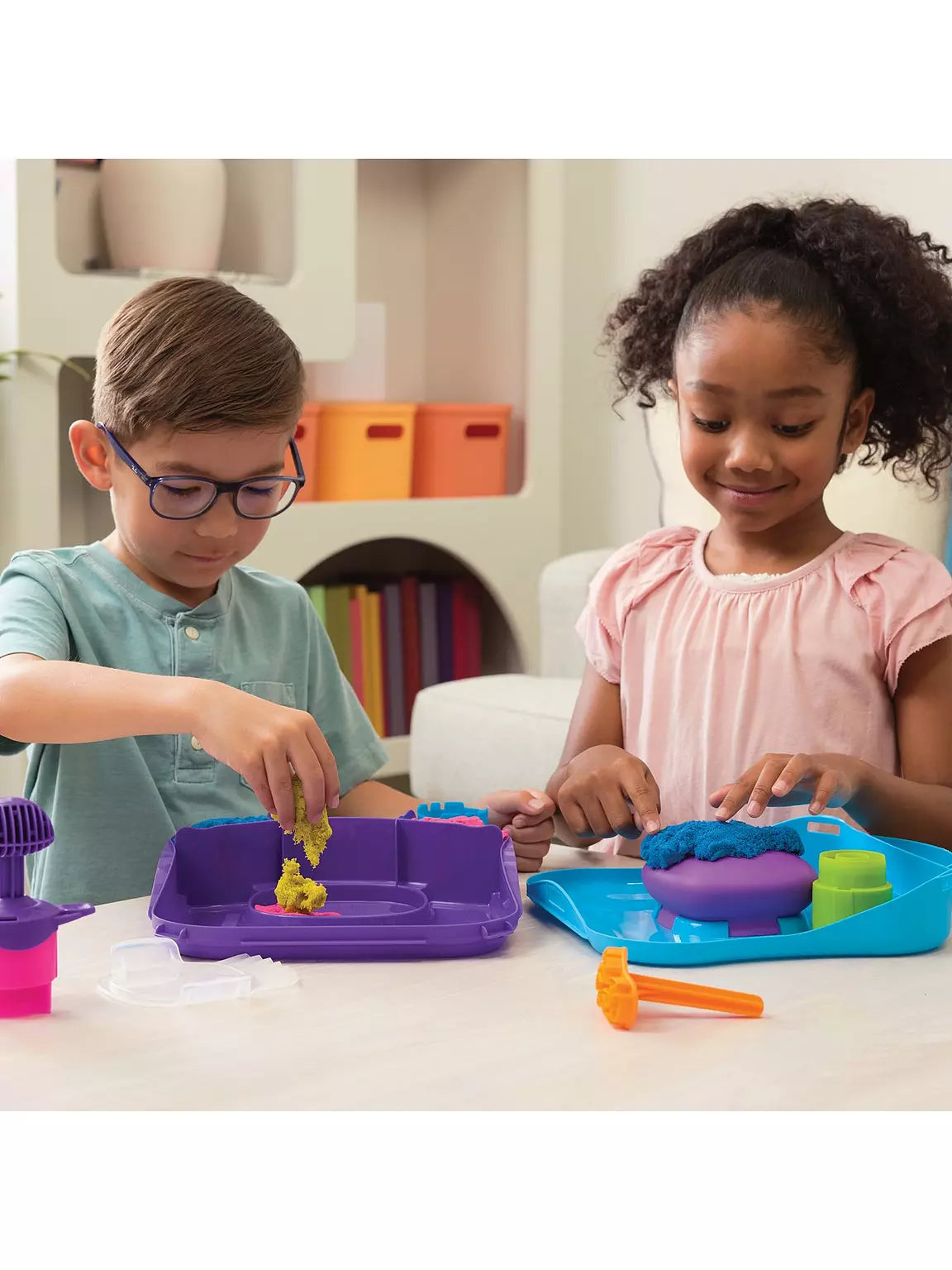 Kinetic Sand Squish Motion Set