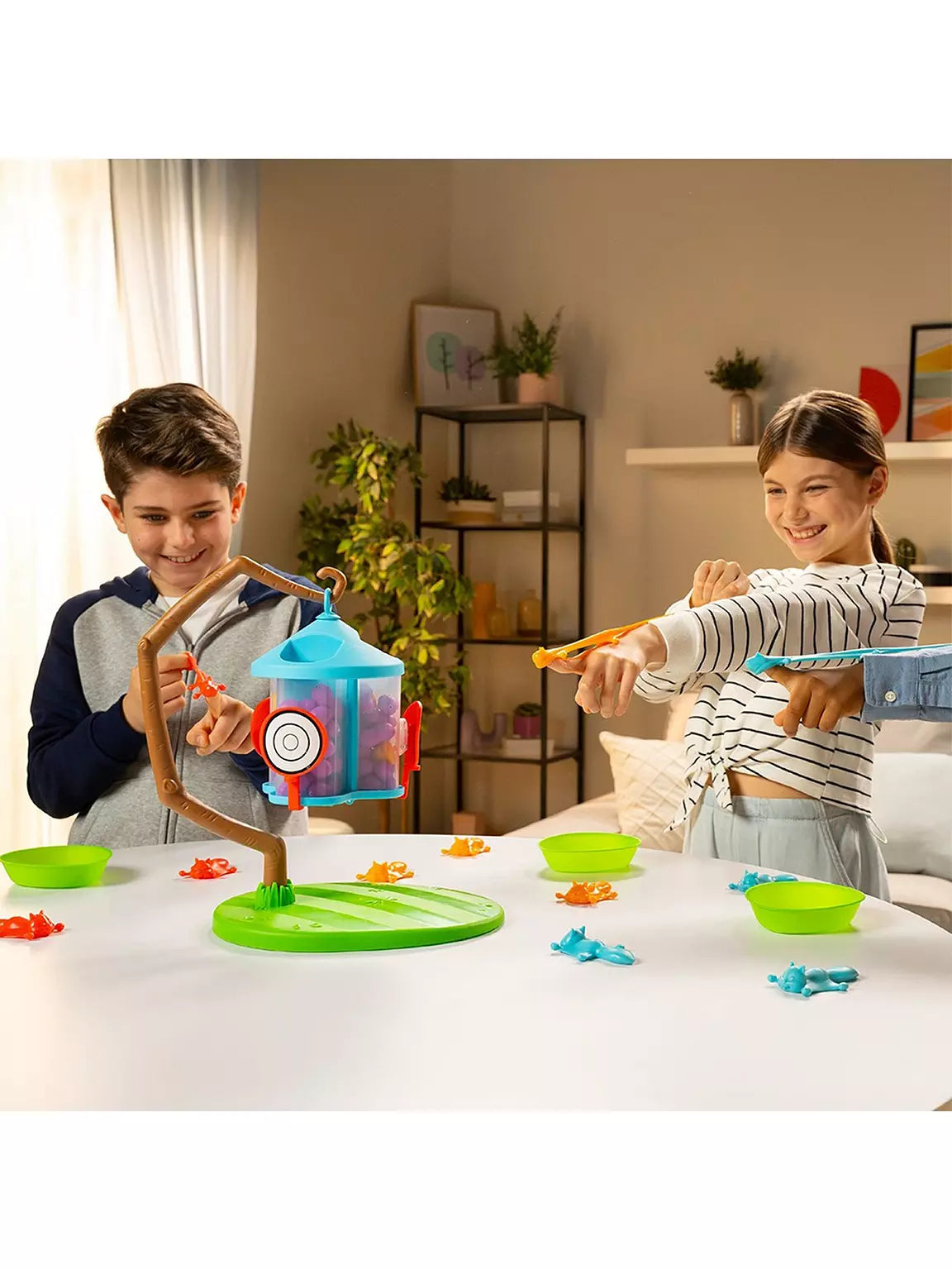 Flying Squirrels Feeder Frenzy