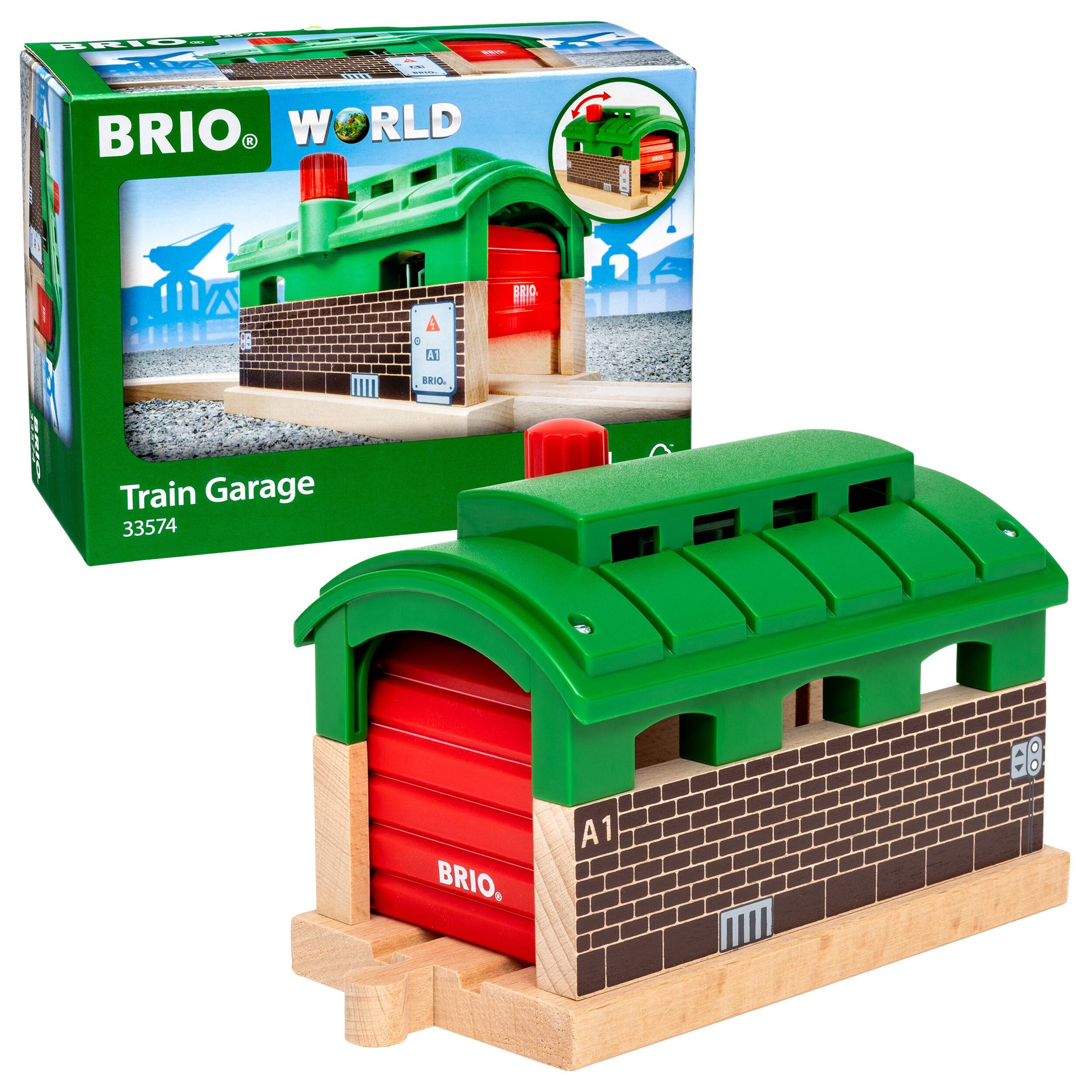 BRIO Train Garage