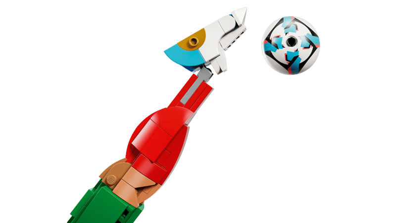 LEGO Editions Cristiano Ronaldo Football Legend Set 43016
