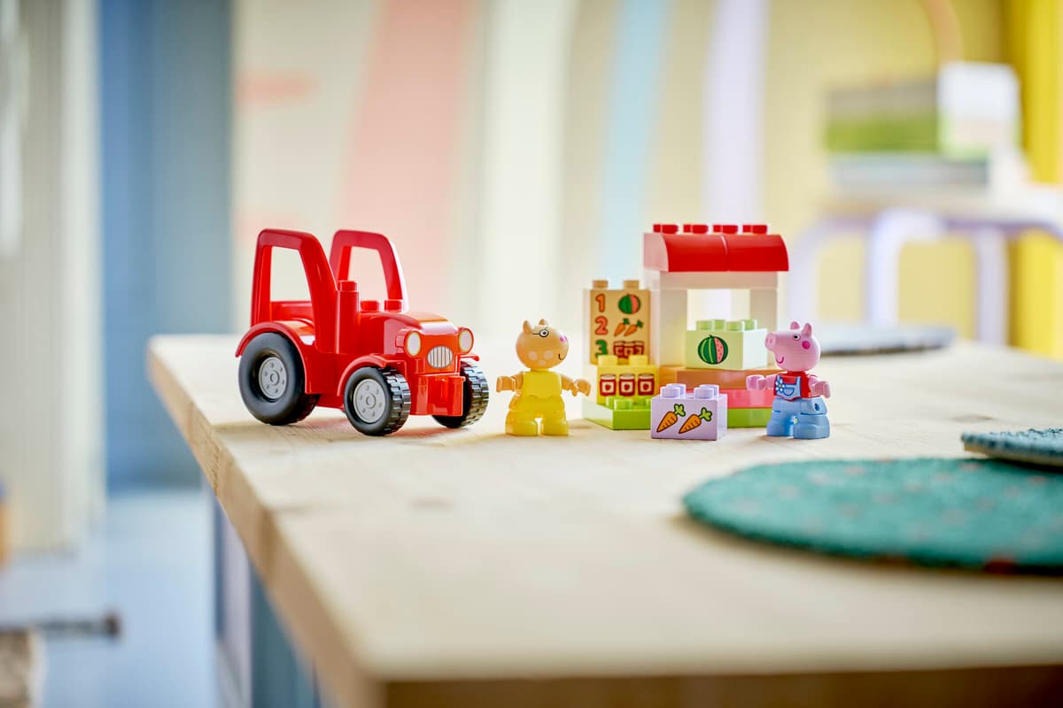 LEGO DUPLO Peppa Pig Tractor and Market Toy 10468