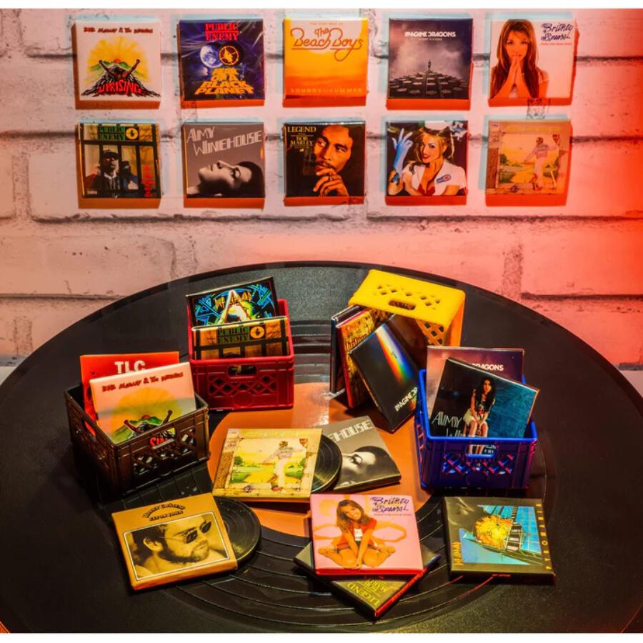 MGA's Miniverse Real Music Vinyls Mini Collectible Kit