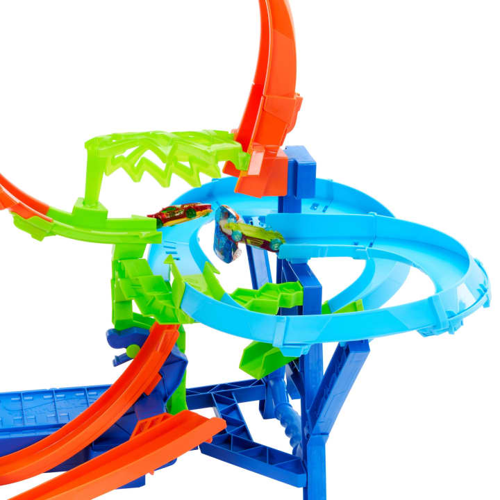 Hot Wheels Stunt Tracks Motorised Big Air Crash