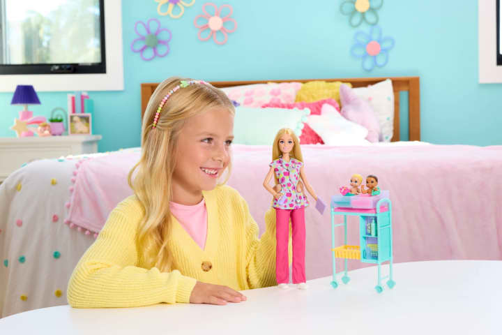 Barbie Babysitter Redhead Baby Doctor Playset