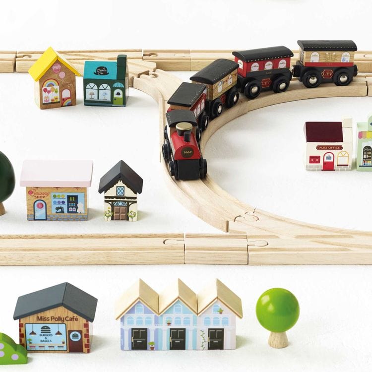 Le Toy Van London Train Set 120pc
